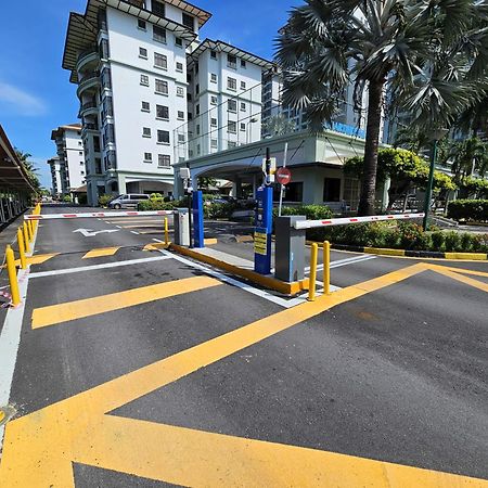Good2Stay Apartment 6-8Pax L 3R2B L 2 Parking L Coway Water L Unifi I Swimming Pool Malacca Exterior photo
